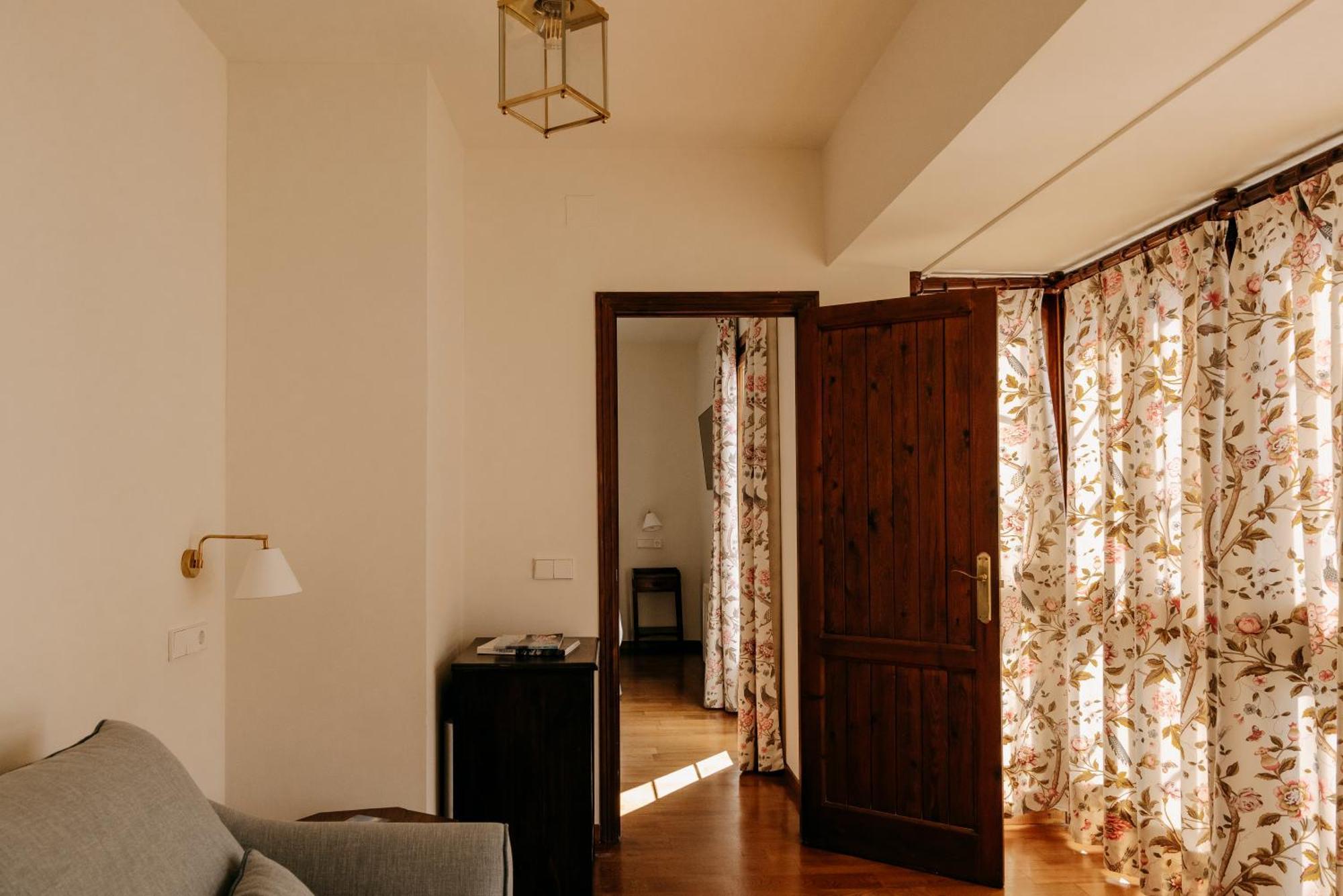 Hotel Pax Casona Del Busto Pravia Exterior photo